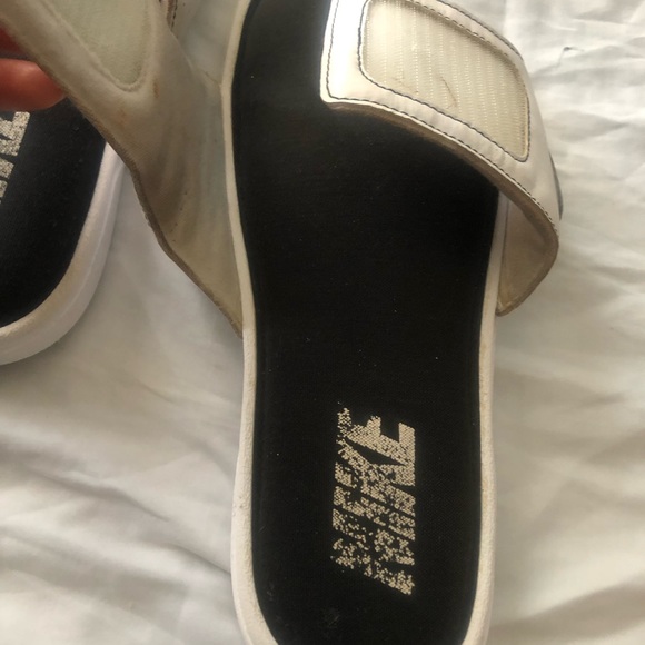 Nike slipper - Picture 5 of 5